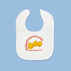 Bavaglino per bambini a sostegno dell'associazione Piccoli Grandi Cuori